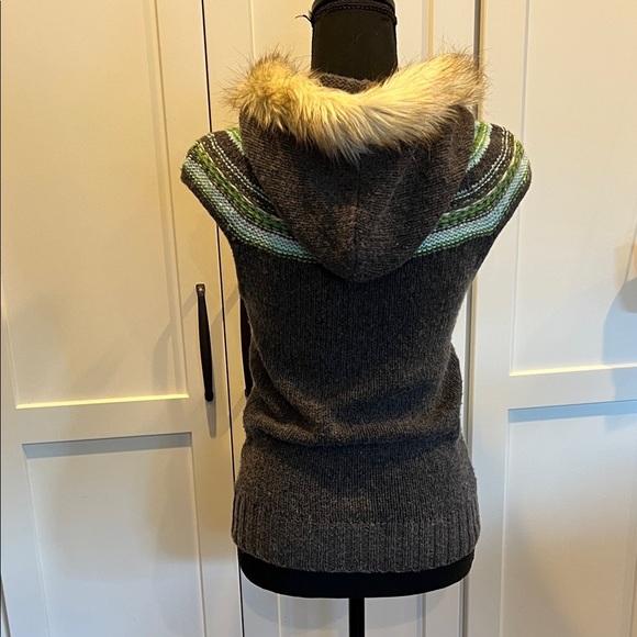 Old Navy Old Navy Charcoal Sweater Gray Cardigans Size S - Picture 4 of 6